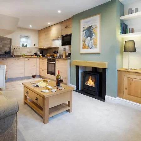 The Snug 'keswick'